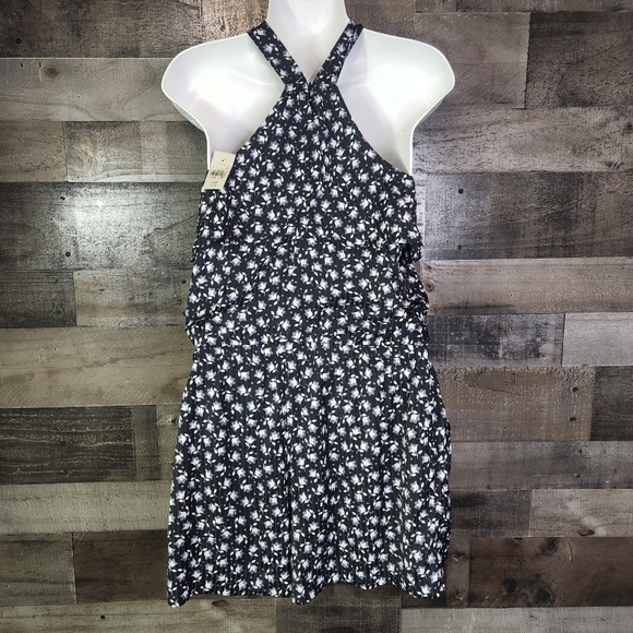 New LOFT Halter Romper - Picture 5 of 8